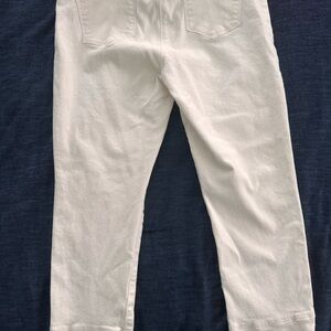 Coco + Carmen White Ankle Cropped Jeans